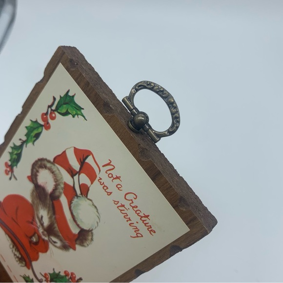Vintage Not A Creature Was Stiring Christmas Mouse Key Hanger Wall Hanging - Picture 5 of 5